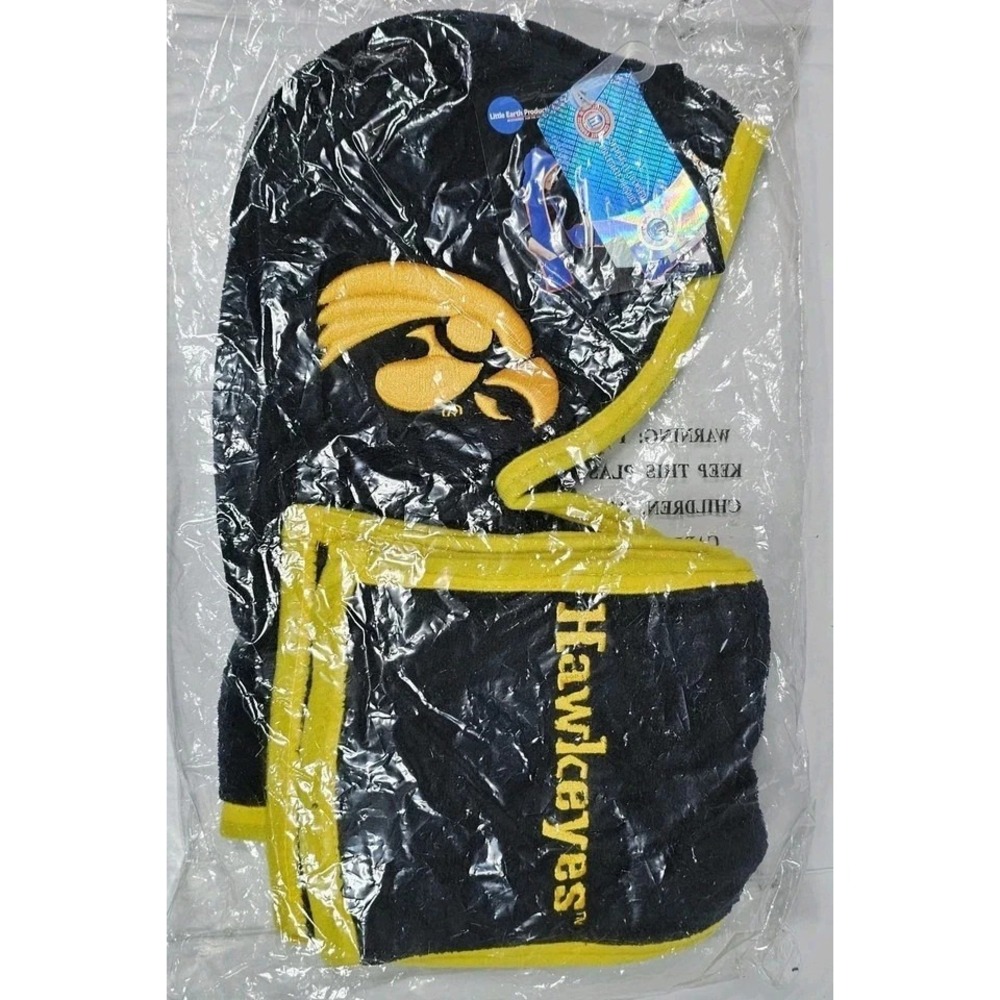 NCAA Iowa Hawkeyes ULTRA FLEECE Hoodie Scarf Pockets Beverage Pocket